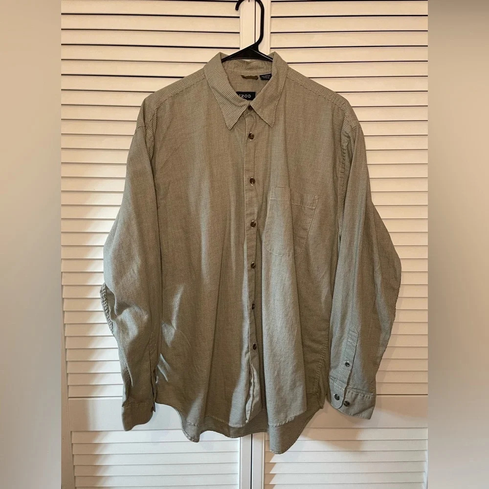 Izod Men’s Houndstooth Long Sleeve Button Down Shirt Size Large Cotton Green